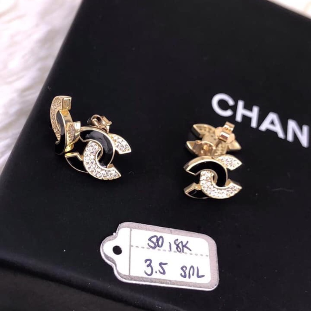 Earring